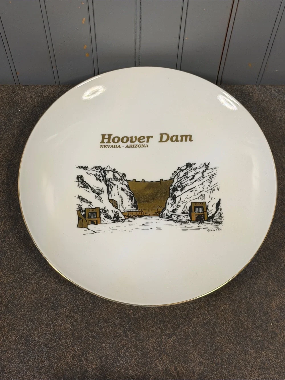 Decorative White and Gold Collector Plate